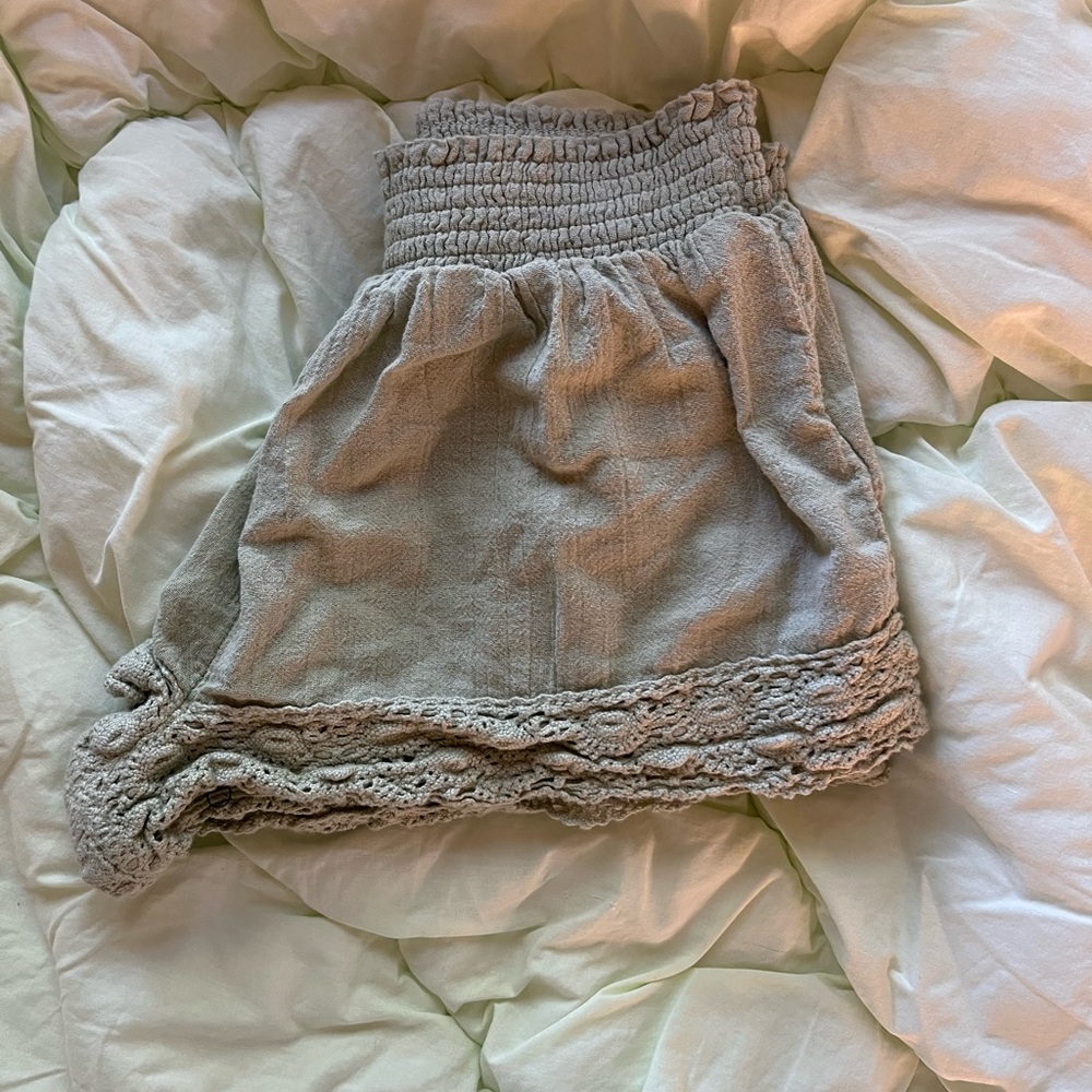 Urban Outfitters light green Lace Trim linen Shorts